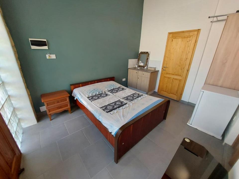 לרנקה Anna Guesthouse 10 Min Walk From The Beach מראה חיצוני תמונה